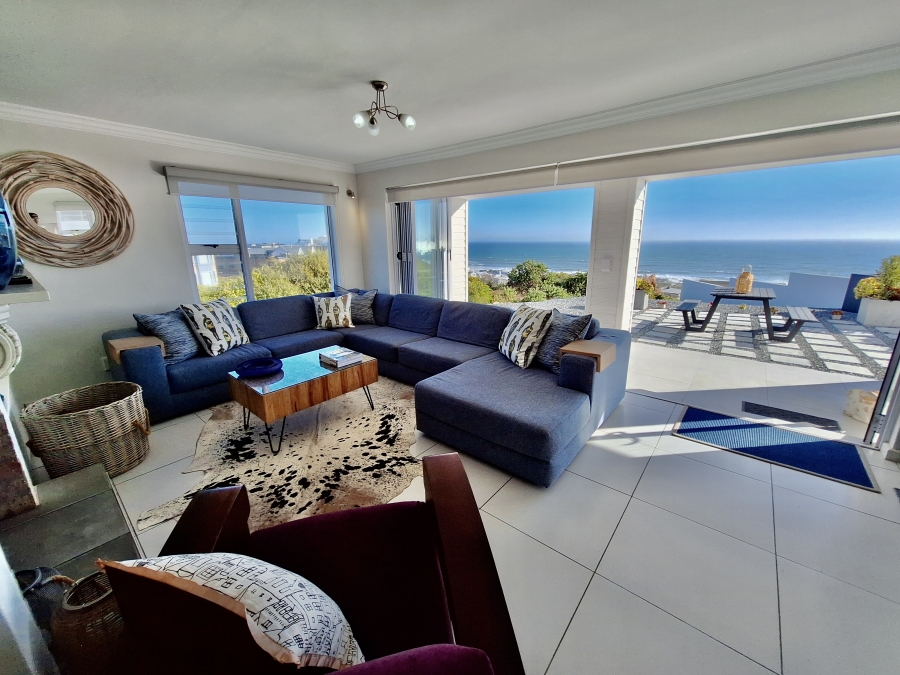 5 Bedroom Property for Sale in Yzerfontein Western Cape